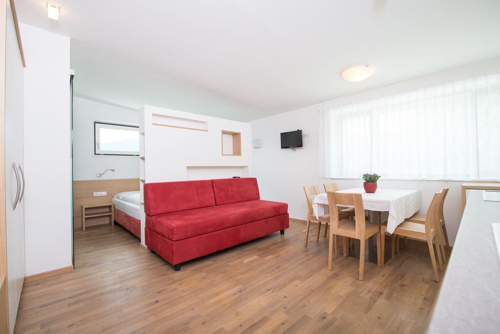 ברוניקו Apartment Edelweiss חדר תמונה